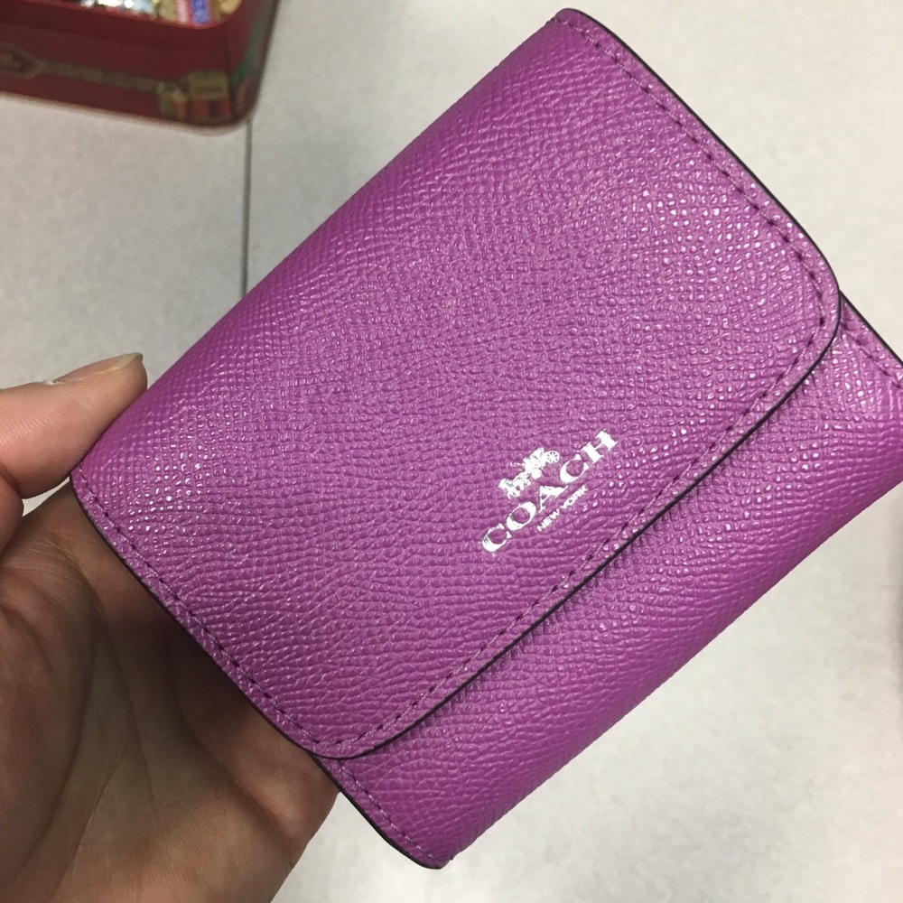 COPY - NWT Coach ACCD CARD CASE IN CROSSGRAIN LEA…